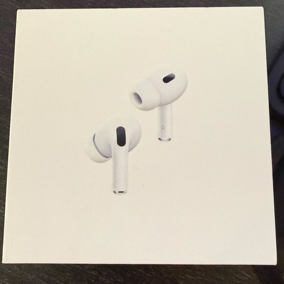 Apple AirPods Pro 2nd Gen (Lightning) | White | Used | With Box & Extra Tips De - Picture 8 of 8